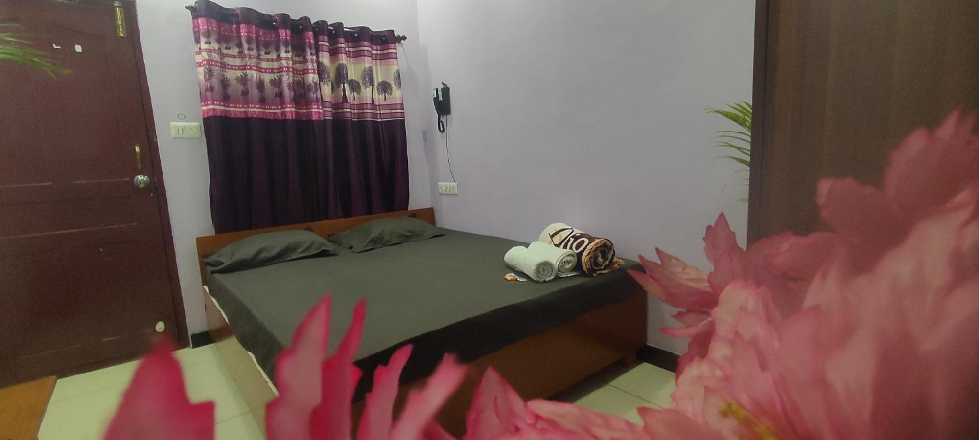 Hotel Adh Amilia Gardens Narasimharaja Puram Exteriér fotografie